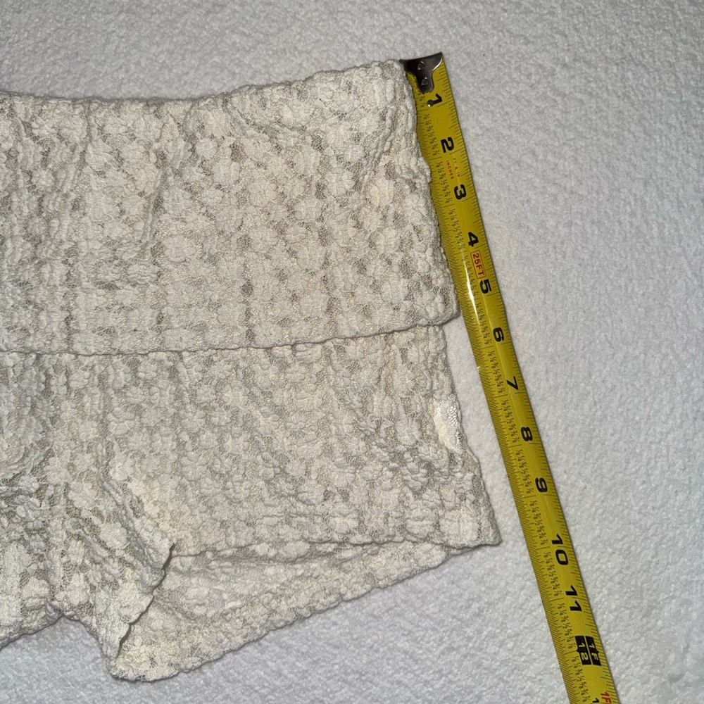 Y2K White Lace Foldover Micro Shorts Size Small Boho Beach Coquette - Picture 8 of 12
